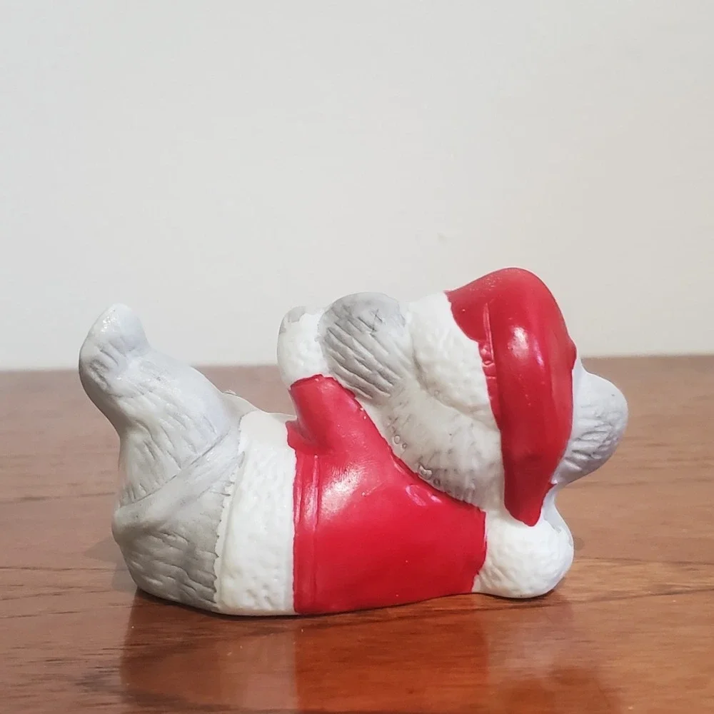 Vintage Tumbling Mouse Figurine Grey X-Mas Around The World‎ from NO. 54-235